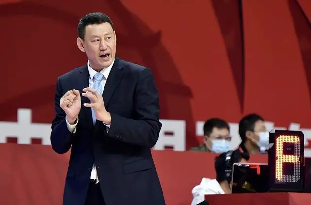 李楠+周琦+赵睿！7年前的边线球之痛，又来攻击我了，别再翻车啊