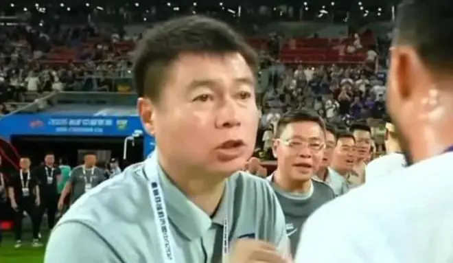 于根伟:领导提了很多好建议,赛前我们还专门重温了会议精神