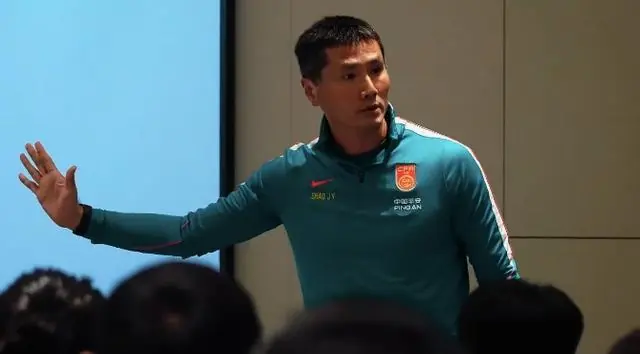 邵佳一赛前喊话:是国家队的球员就必须要有雄心,永远不满足
