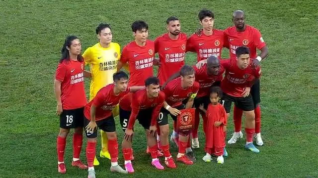 5-1，泰山队踢开心了 瓦科+泽卡各进两球 辽宁与徐正源甜蜜期过了