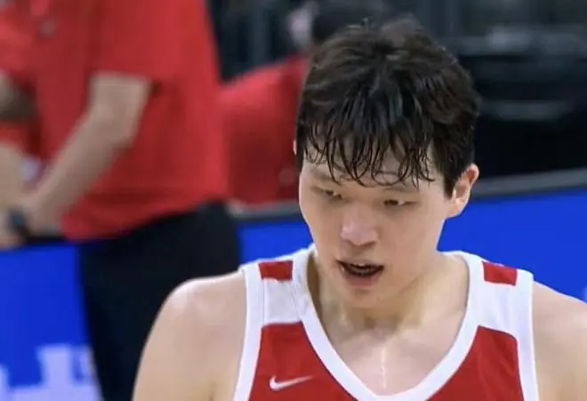媒体人：世预赛怎么能用好杨瀚森，郭士强指导需尽快拿定主意
