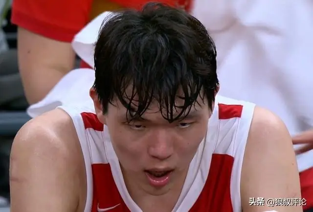 NBA16号秀在国家队当蓝领？杨瀚森7分8板单节7分钟0出手惹争议