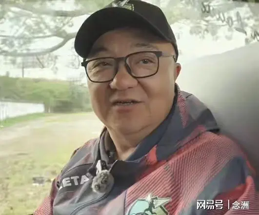 董路否认自掏腰包5800万:没花国家一分钱 草台三杰?谁赢谁专业