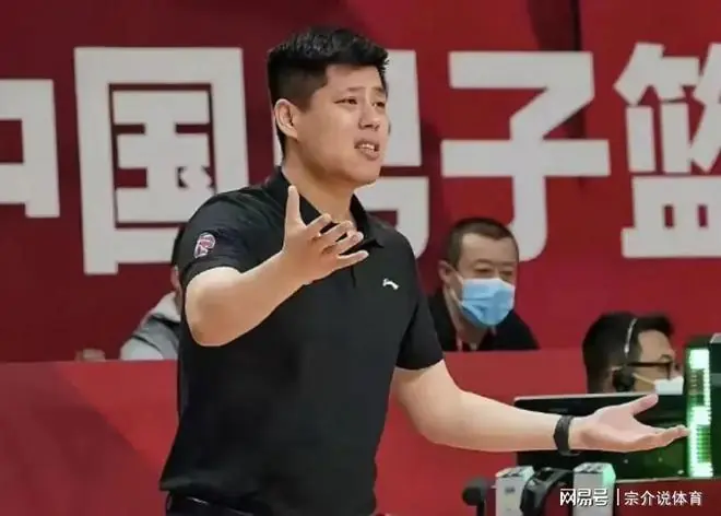 CBA大变天，又一顶级教练下课，爆料杨鸣要出山北控山西二选一
