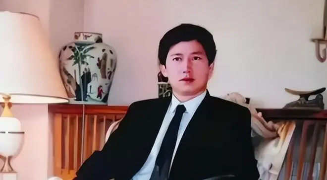 2002 年李春平世纪骗局内情曝光：所谓百亿遗产继承权全是谎言
