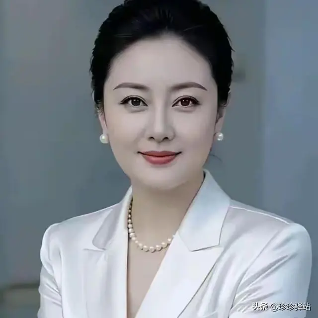 丈夫两个月回家一次,折腾到凌晨才睡,妻子心里没怨气