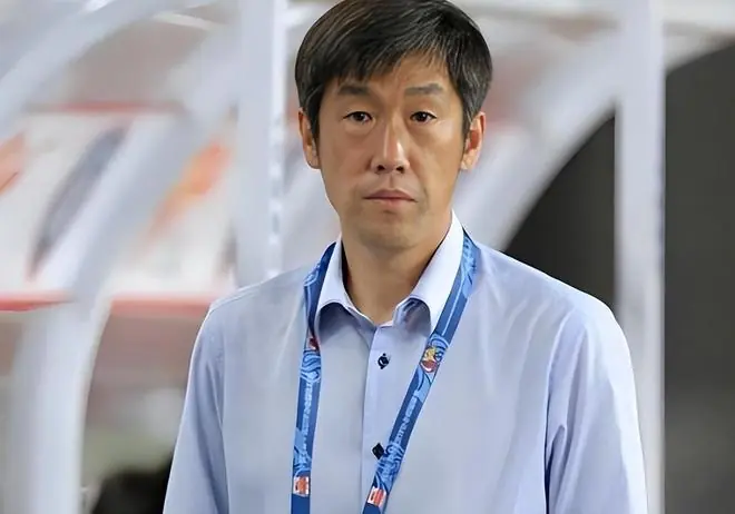 上港客场踢青岛西海岸首发预测！久违外援出战踢主力，张琳芃无缘