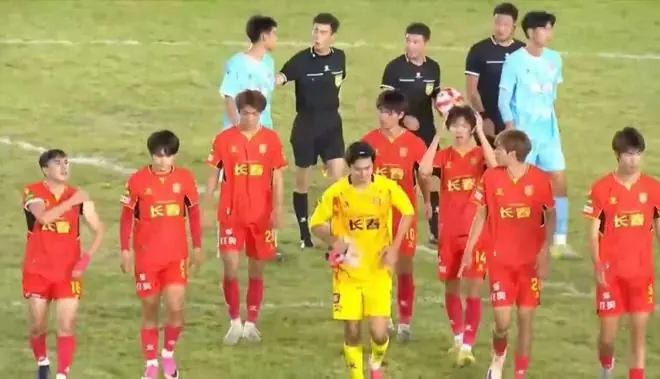 “东北超”第三轮 鸡西0:2惜败长春 呼和浩特0:0战平通辽