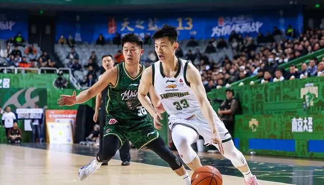 CBA最被高估的后卫?状元数据平平却被哄抢,转会费高达千万