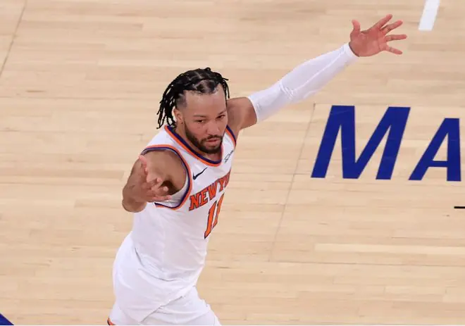NBA官方总决赛G5裁判报告:漏吹哈珀对布伦森犯规 无碍尼克斯夺冠