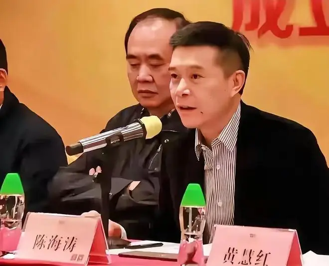 宏远速递！名记曝杜锋续约不顺利，朱芳雨深夜发声，徐杰有新消息