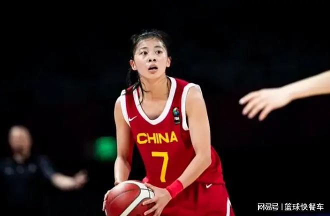 54分惨败后再狂输54分！女篮一夜两大惨案：U21联赛真一边倒了？