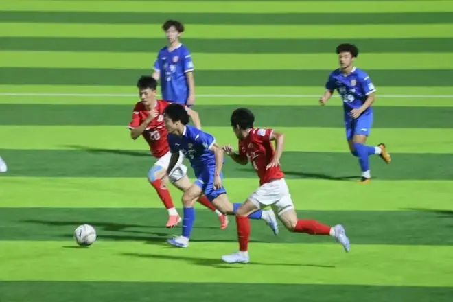 上半场结束,比分0:0!