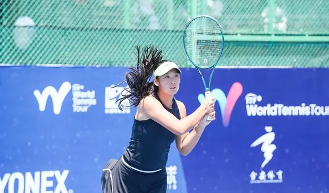 2-0横扫进决赛冲冠！中国女网17岁双子星崛起：看齐郑钦文王欣瑜