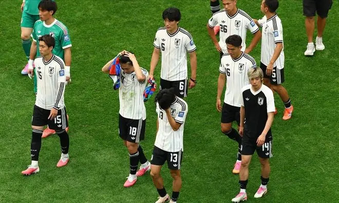 极致努力不敌绝对天赋，日本队虽败无憾！基因短板锁死足球天花板