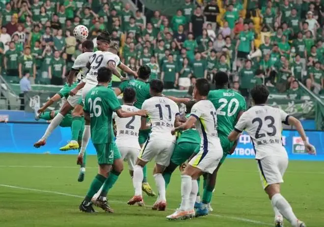 赛场瞬间｜中超：北京国安1:0 战胜武汉三镇