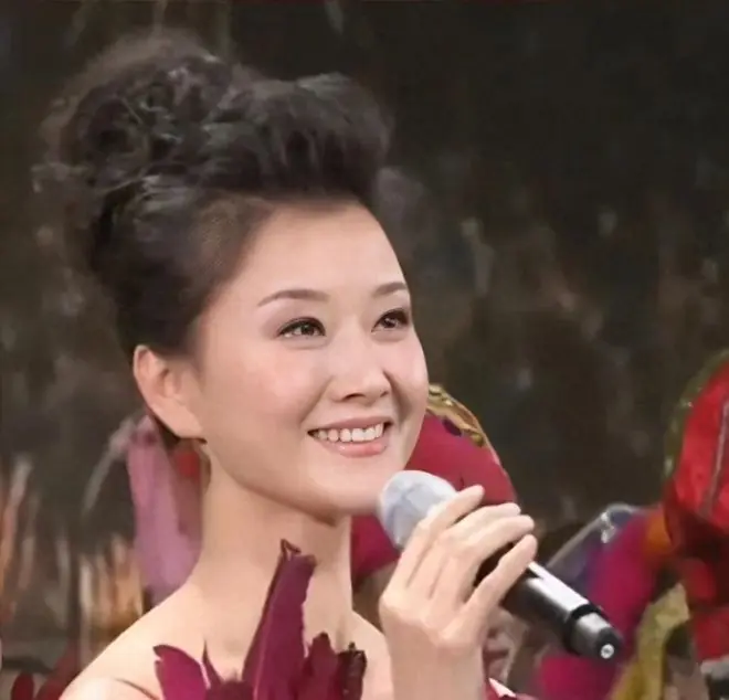 李谷一大胆开麦，揭晓宋祖英走上高位的真相，观众：原来如此！
