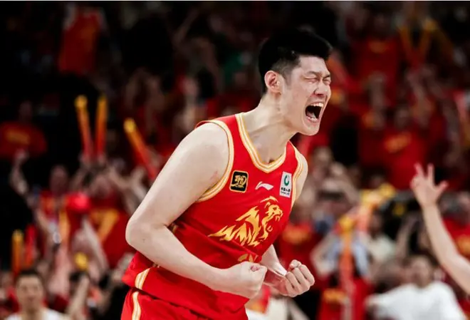 CBA官宣常规赛8大奖候选:胡金秋领衔MVP 徐昕领衔最具进步奖