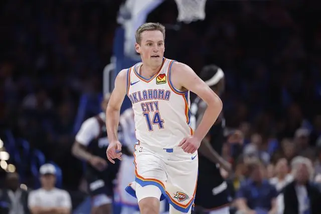 NBA盐湖城夏季联赛老鹰82-77逆转雷霆 桑福特25分