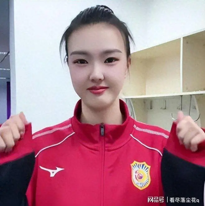 张常宁现状：与CBA名将丈夫分居，江苏执教已是北体大博士