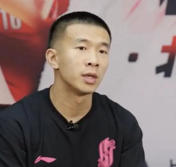 刘禹铖:大家总诟病杨瀚森没语法,中国人学那么多语法能跟老外交流吗?