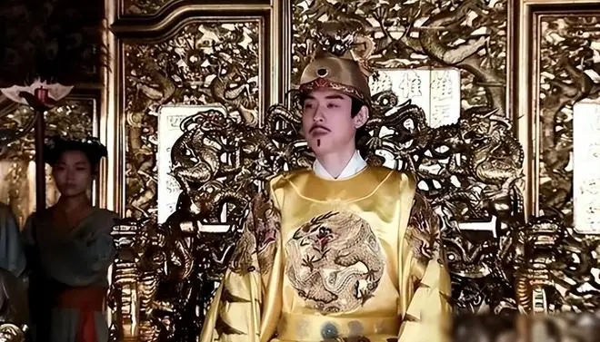 苦熬38年登基，一夜连幸数女夜夜奋战，寝宫传出尖叫声：皇上驾崩