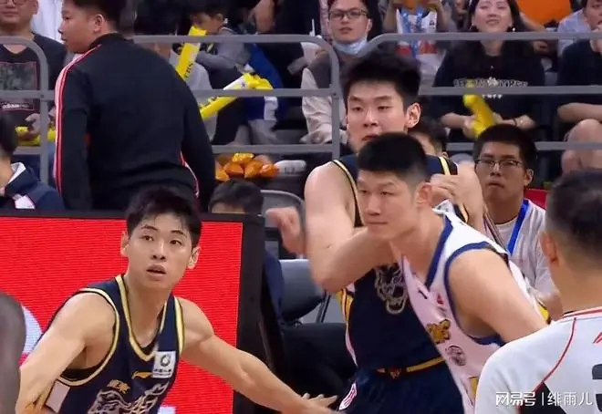 朱芳雨赌对了！广东队被曝欲加入胡金秋争夺战，焦泊乔去向曝光！
