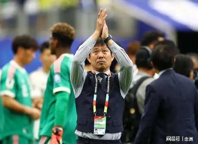 中国足球永远赶不上日本？董路：他们有协作精神+匠人精神+保障