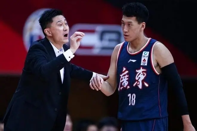 广东男篮大将接近加盟山东,上海追逐胡金秋,杨瀚森离开国家队!