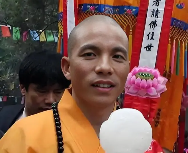 禅堂静坐