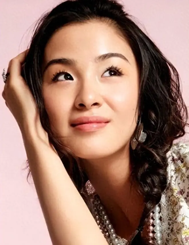 原来她是密春雷前妻,如今独居上海养龙凤胎,财富不受前夫影响