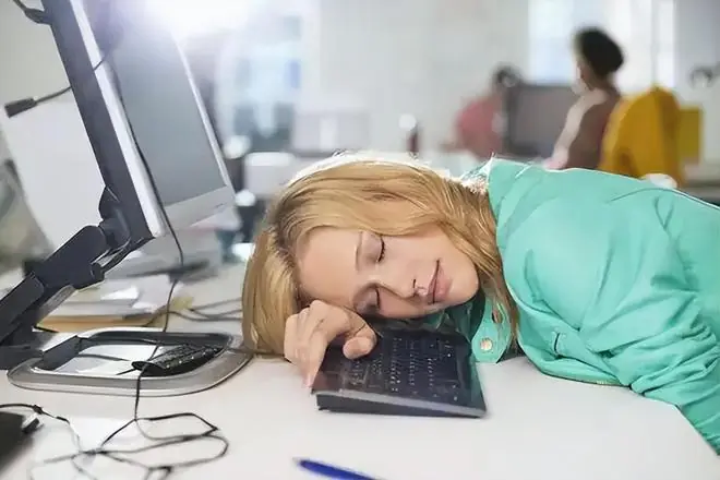 哈工大发现:喜欢睡午觉的人,寿命比不睡午觉的人长几年不止?