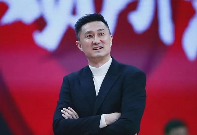 杜锋下课引连锁反应!广东队两人有望留队,五人或失业