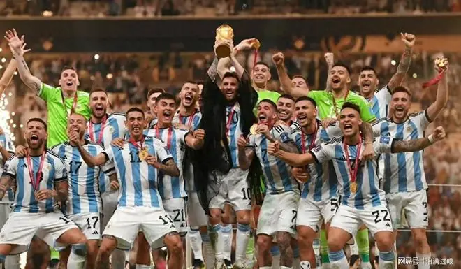 世界杯：阿根廷3-2绝杀晋级，佛得角两度扳平虽败犹荣