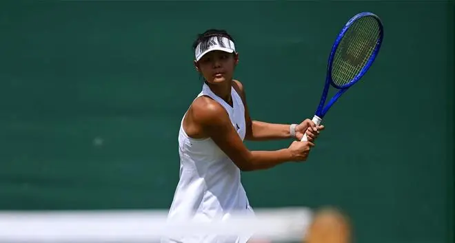 2-0横扫进16强!中国女网15岁超新星再闪耀:追赶郑钦文王欣瑜