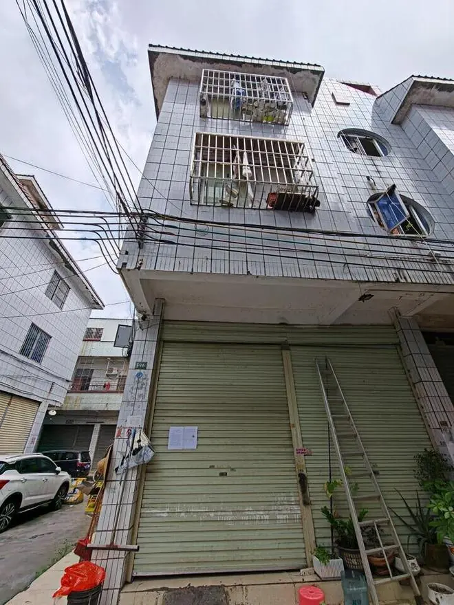 赚大了!中山市一栋3层的住宅楼拍卖,才16.2万元就成交