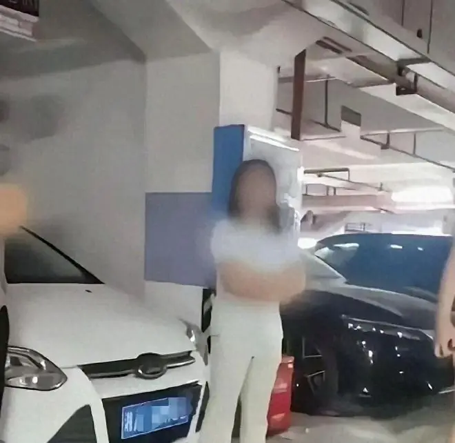停职只是开始!央视怒批后,拱火男友身份被扒,网友喊话一并严查