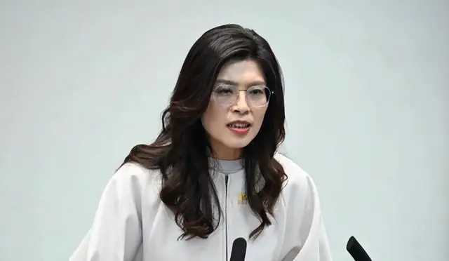 郑丽文向大陆发出邀约，下令国民党发力，做一件赖清德做不到的事