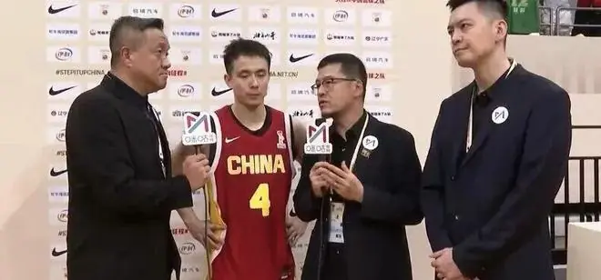 中国男篮速递!赵继伟称年轻球员执行力不够,胡金秋哽咽发声,下场比赛将迎来出线生死战