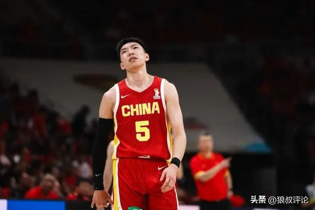 后卫咋选的?赵继伟廖三宁高诗岩三分合计8中0 庞峥麟遭DNP