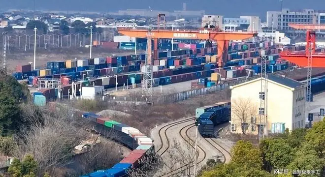 伊朗战火再起,俄罗斯挺不住了?中国早作打算,给自己留条生命线