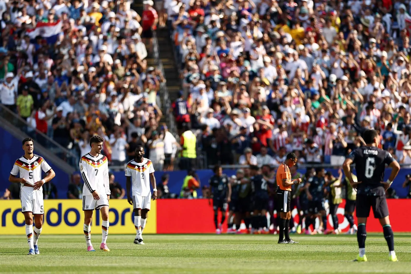 不再顶级!TA:自2018年以来,德国队FIFA排名未再进入过前9