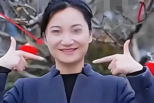 长沙霸车位事件现洗白声音！涉事单位介入核查，舆论争议持续发酵