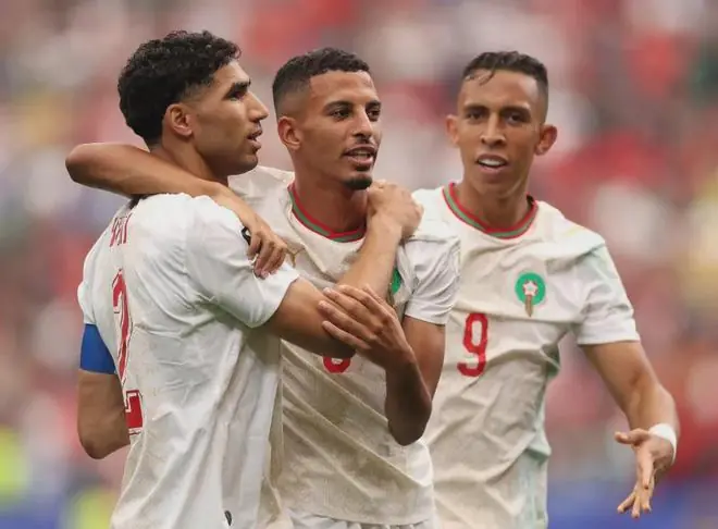 1-0!3-0!世界杯8强对决,姆巴佩点球制胜,巴拉圭小动作太脏了
