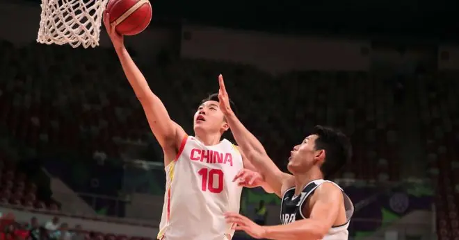 既不让去NBA，也不给上场机会！日韩篮协的做法，值得郭士强学习