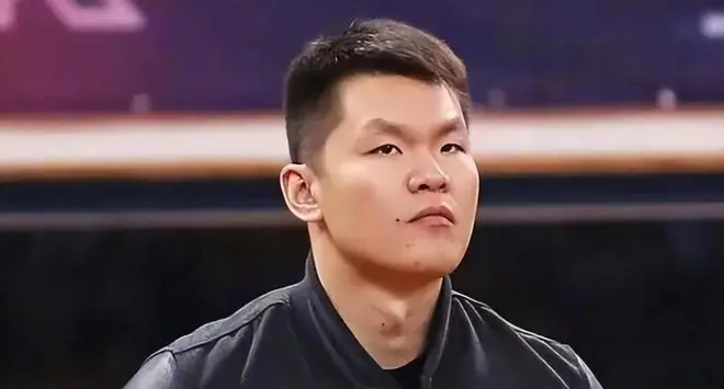 一觉醒来，朱芳雨做重要决定！杜锋爱将无球可打，徐昕回购新消息