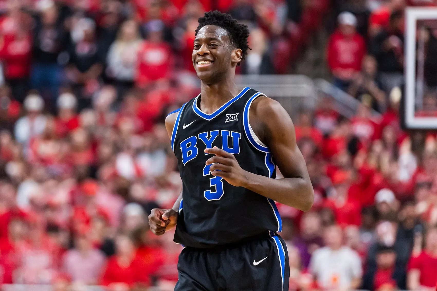 萧华:新秀名字的发音都按他们喜欢的来 所以我没念AJ·迪班萨