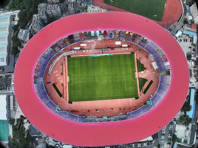 16州市拉歌方阵齐聚拓东体育场，2025/2026云南省城市足球联赛闭幕式彩排精彩上演