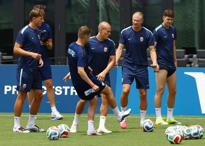 世界杯12日前瞻丨挪威对阵英格兰,哈兰德称迎来“人生最重要比赛”;梅西率阿根廷攻坚瑞士铁壁