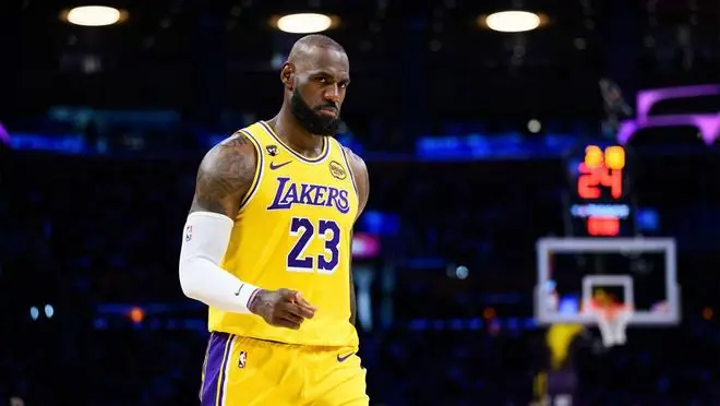 NBA传闻：开拓者队正试图签下勒布朗·詹姆斯